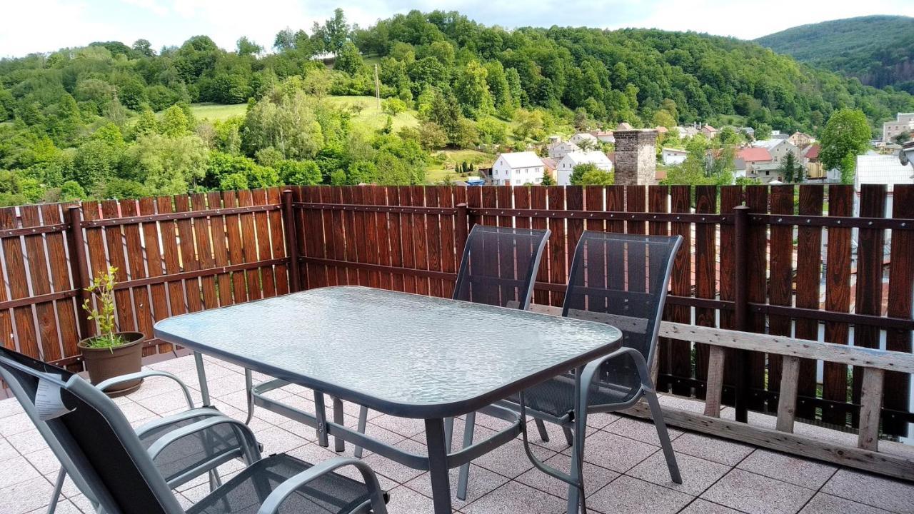 Apartmany Kukacci Hnizdo Benesov nad Ploucnici Exterior foto
