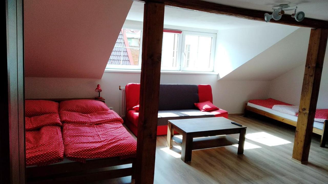Apartmany Kukacci Hnizdo Benesov nad Ploucnici Exterior foto