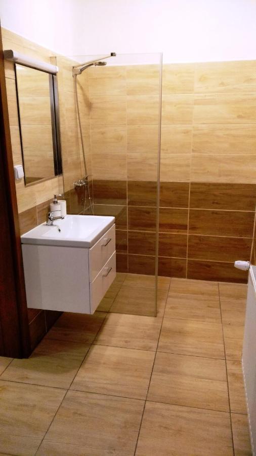 Apartmany Kukacci Hnizdo Benesov nad Ploucnici Exterior foto