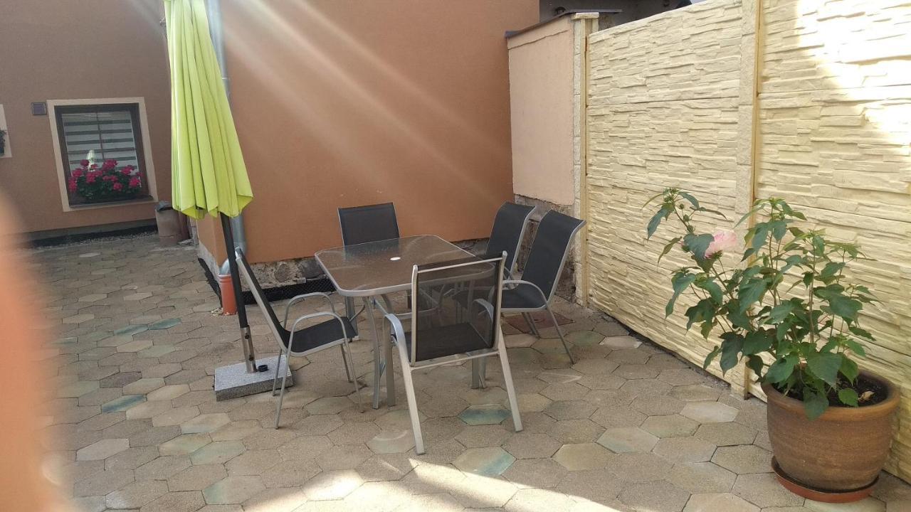 Apartmany Kukacci Hnizdo Benesov nad Ploucnici Exterior foto